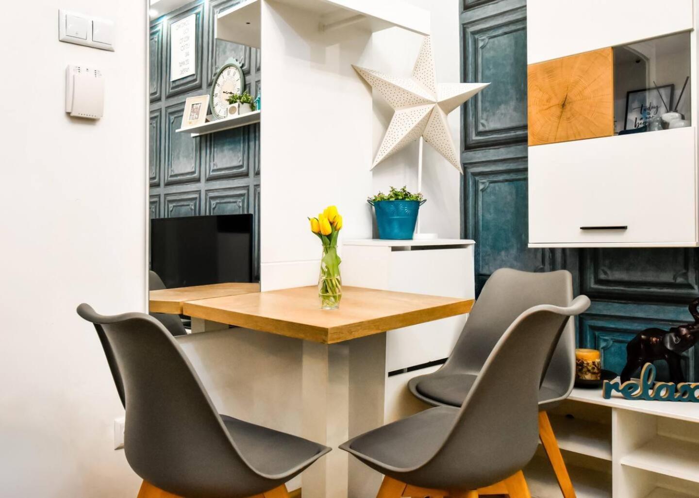 2bdr Heart Of Ac Fully Equipped Apartment